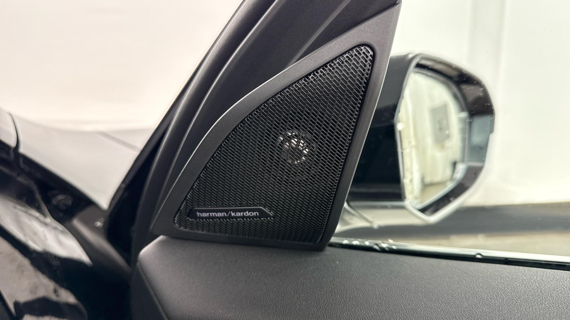 BMW X3 view 20