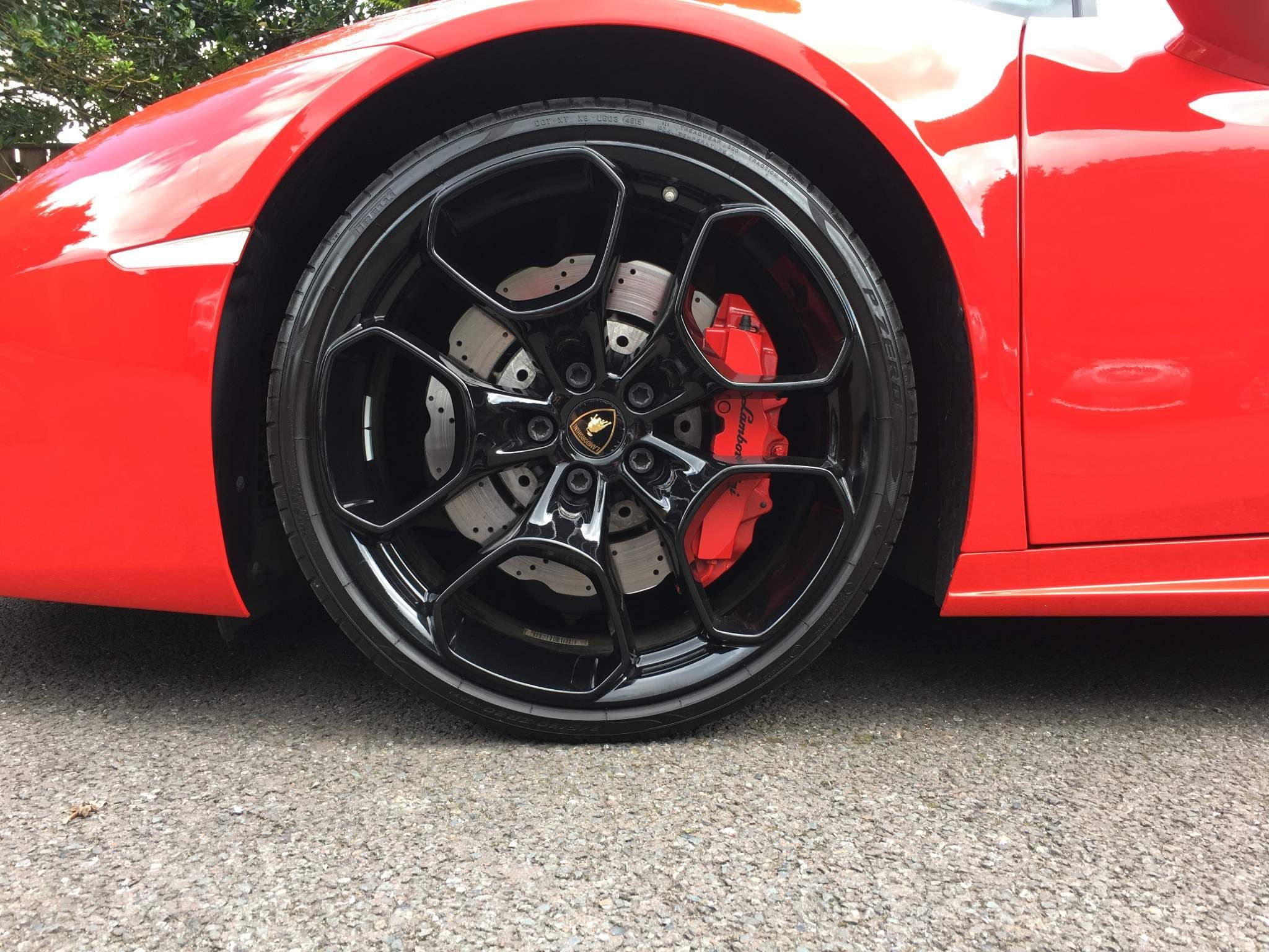 Lamborghini Huracan view 31