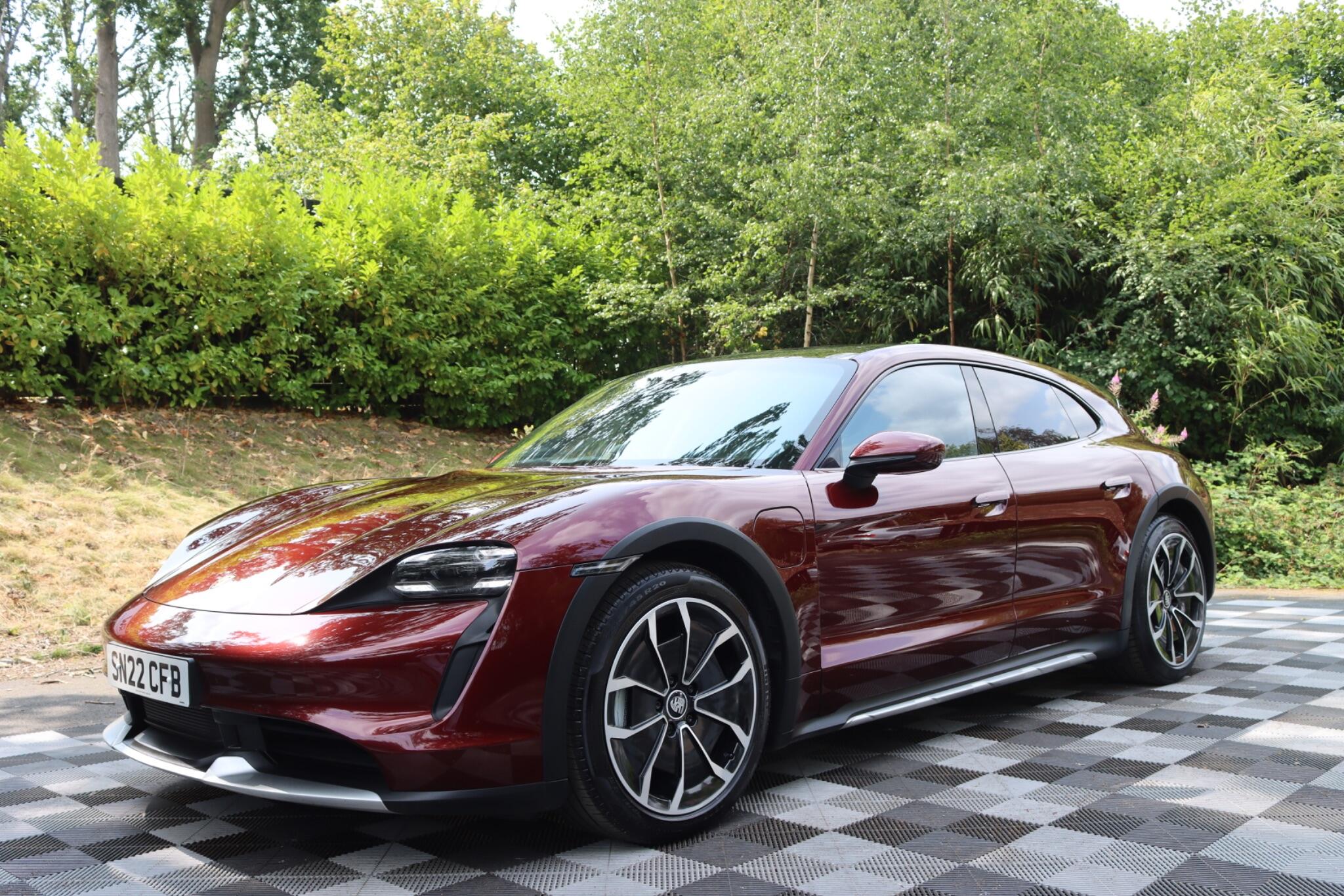 Porsche Taycan view 22