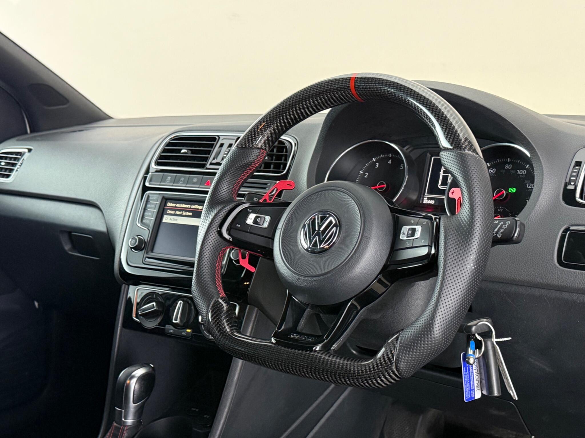 Volkswagen Polo view 3