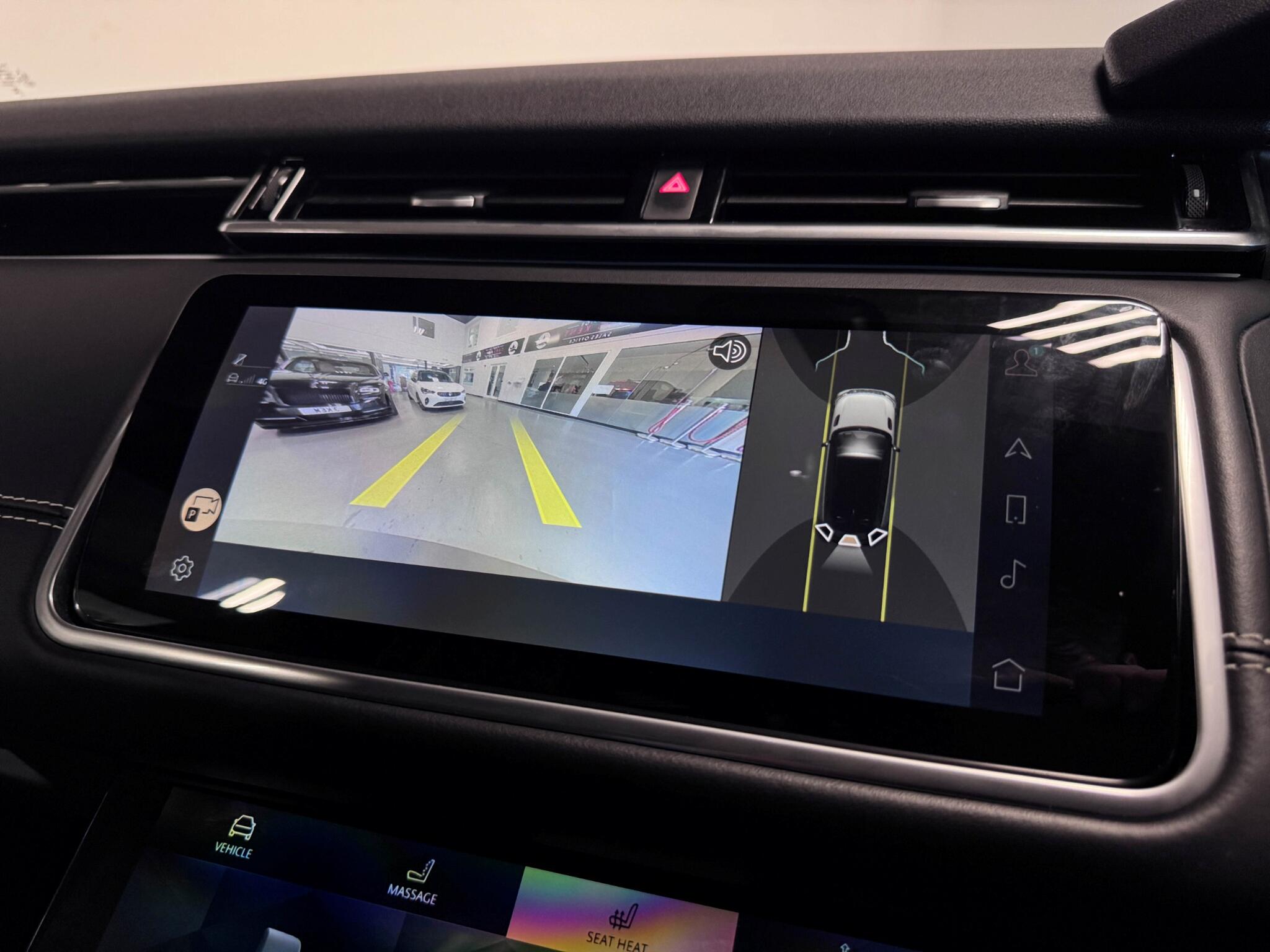 Land Rover Range Rover Velar view 11