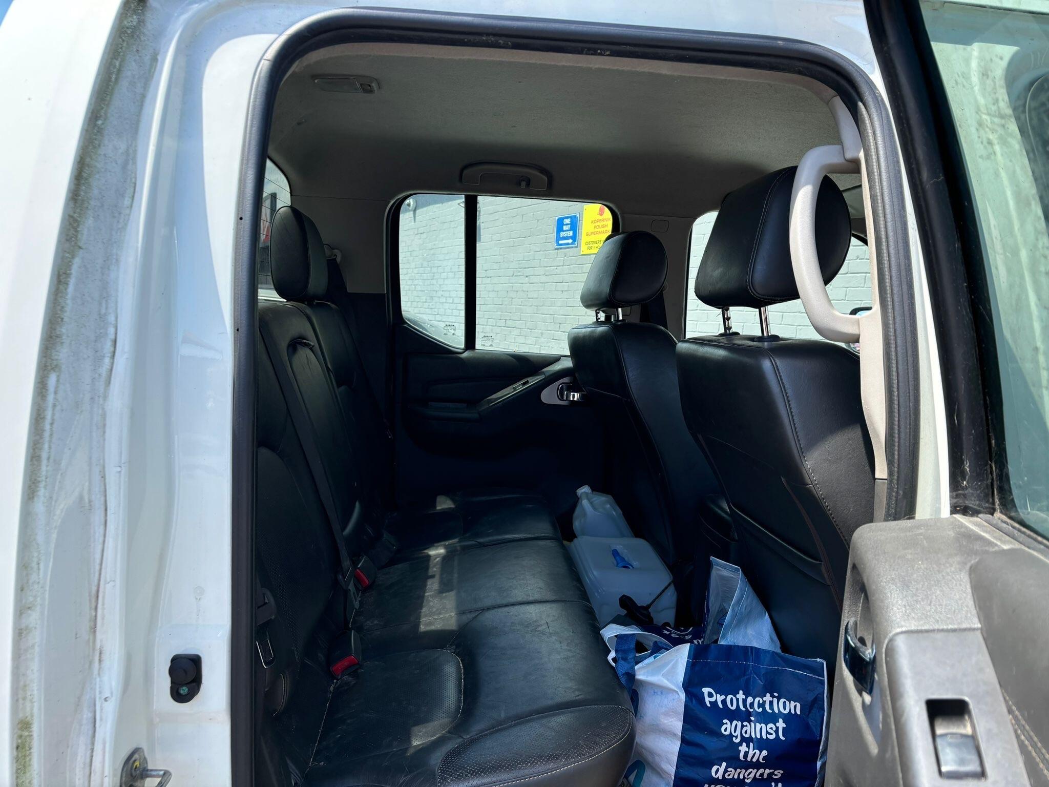 Nissan Navara view 15