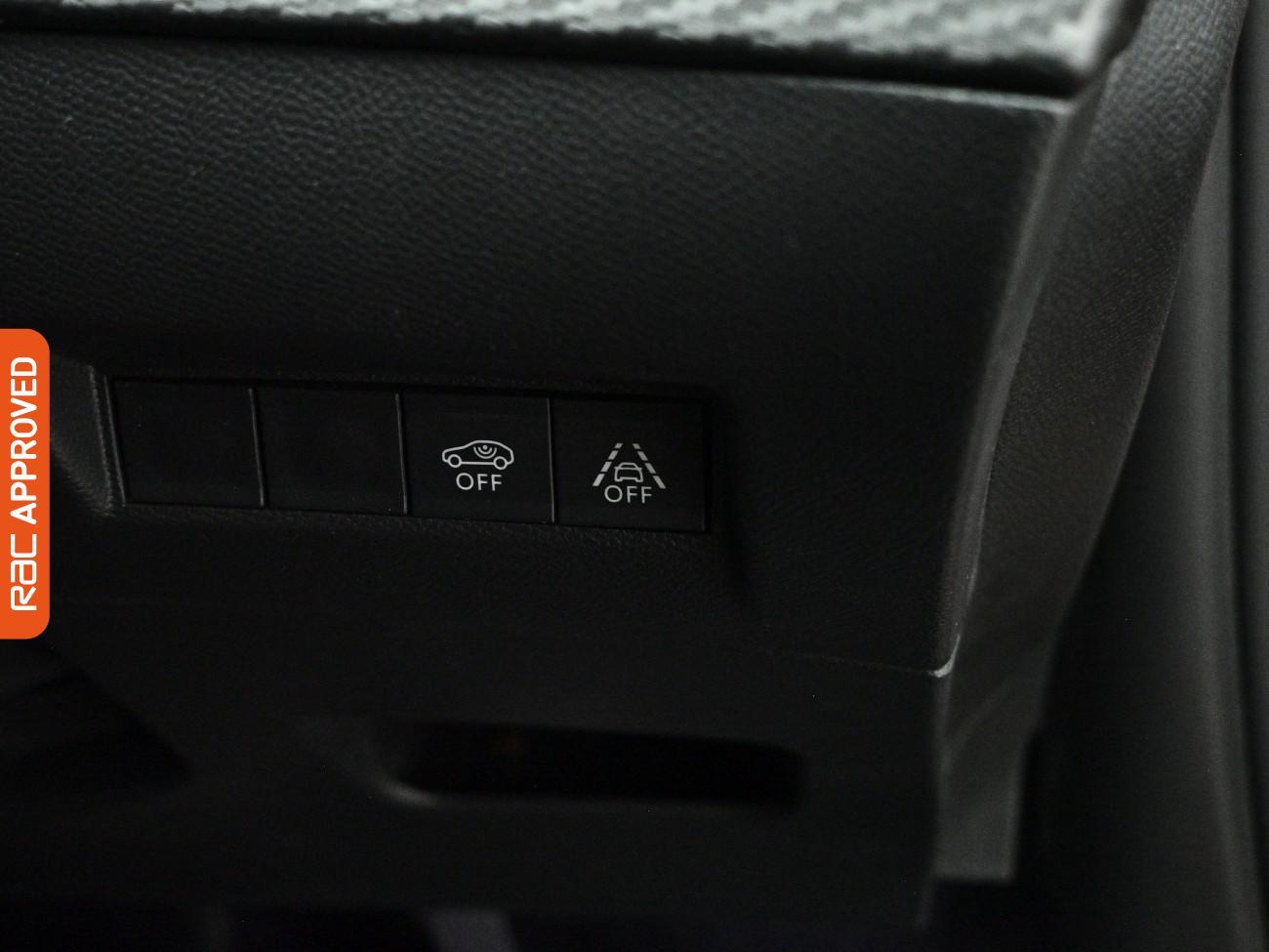 Peugeot e-2008 view 24