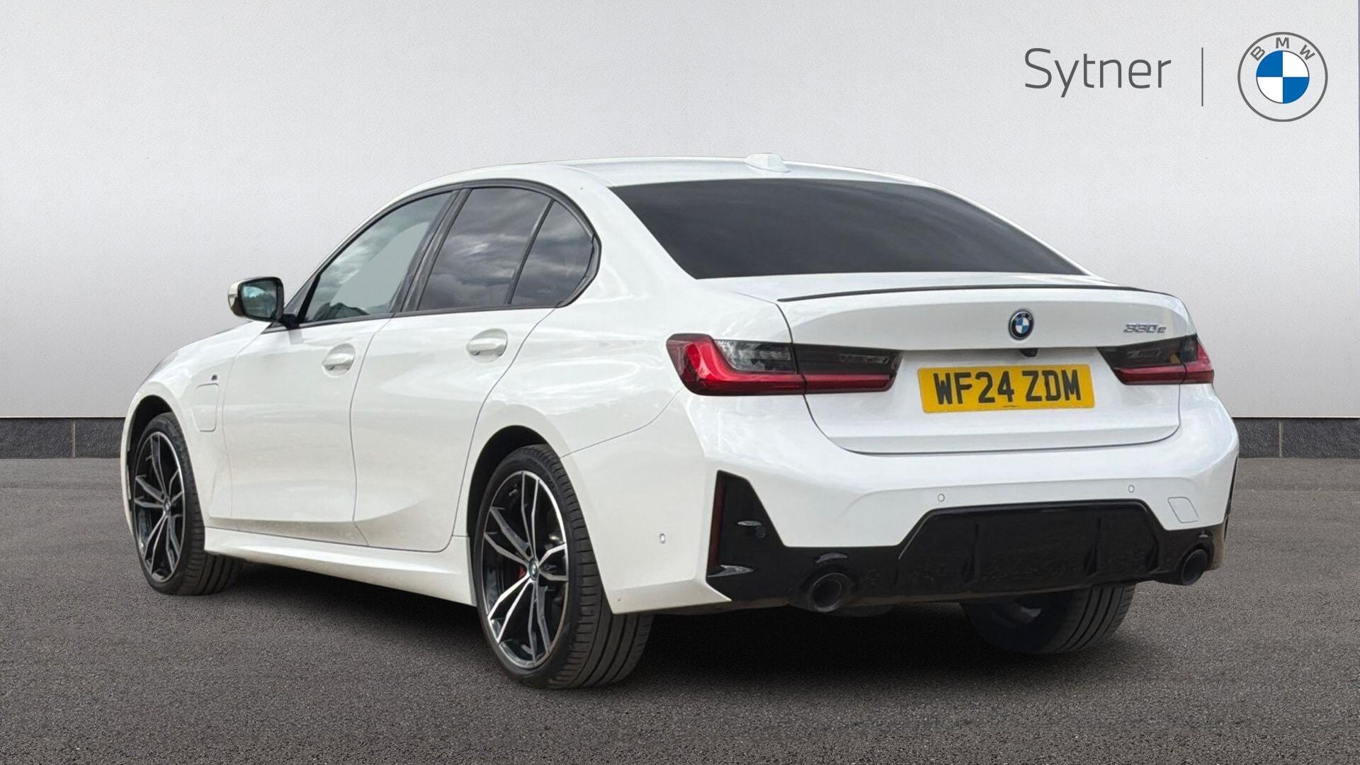 BMW 3 Series view 2