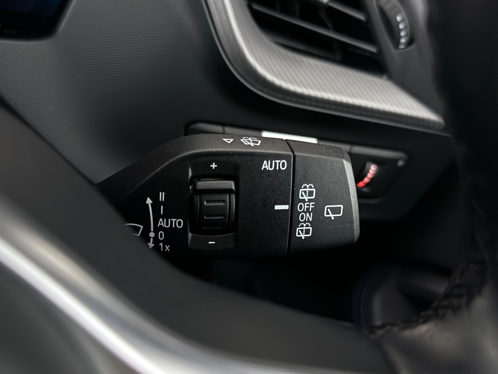 BMW 1 Series view 17