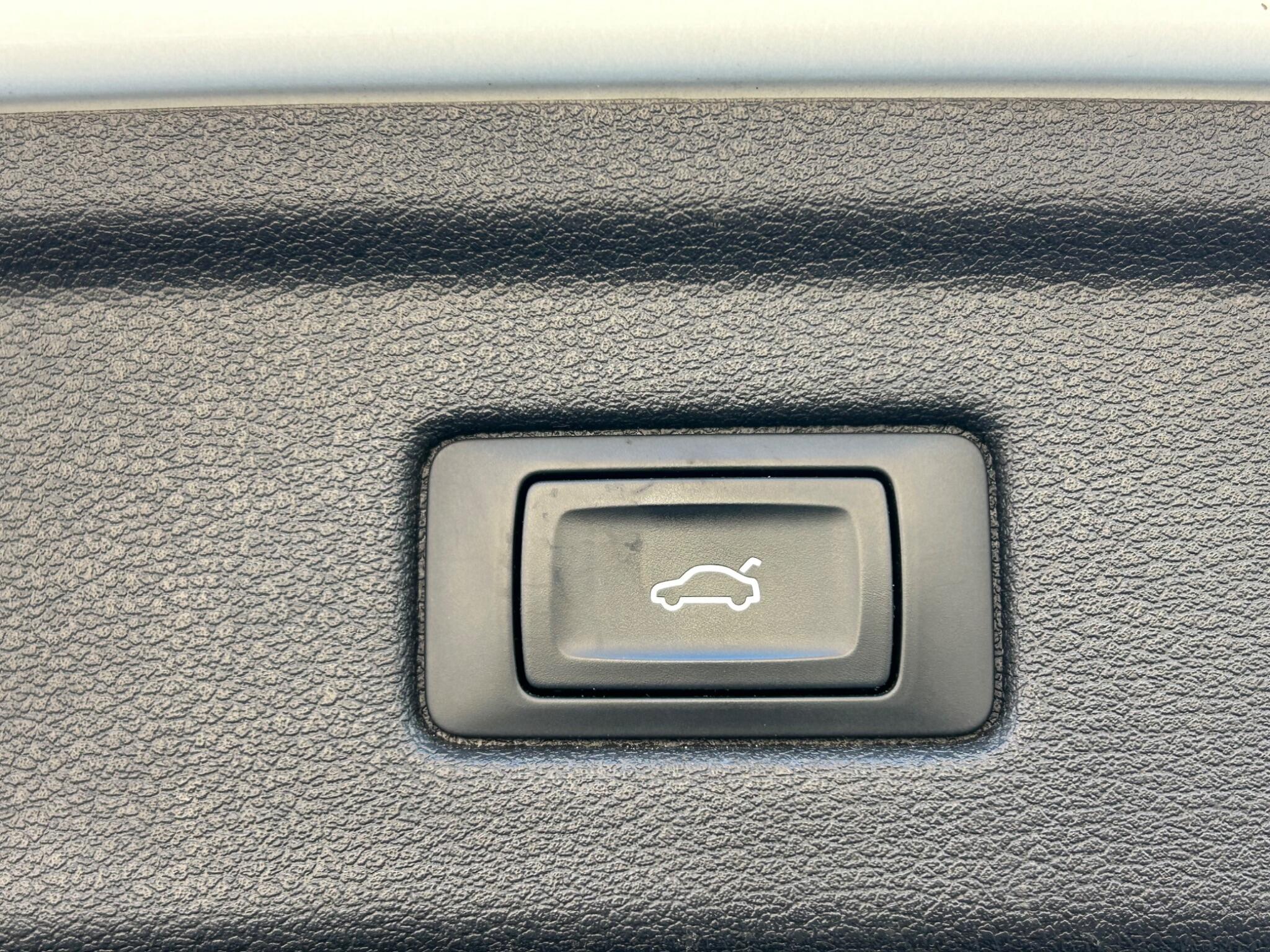 Audi A5 view 25