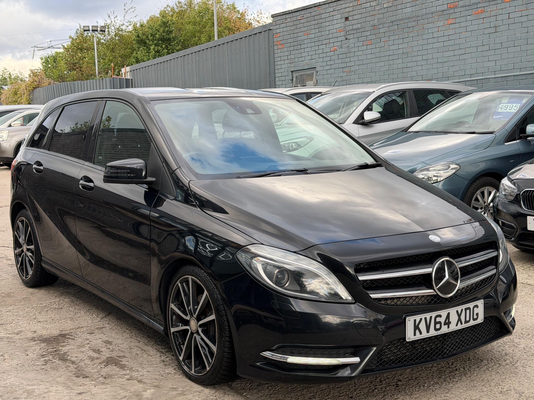 Mercedes-Benz B-Class view 3