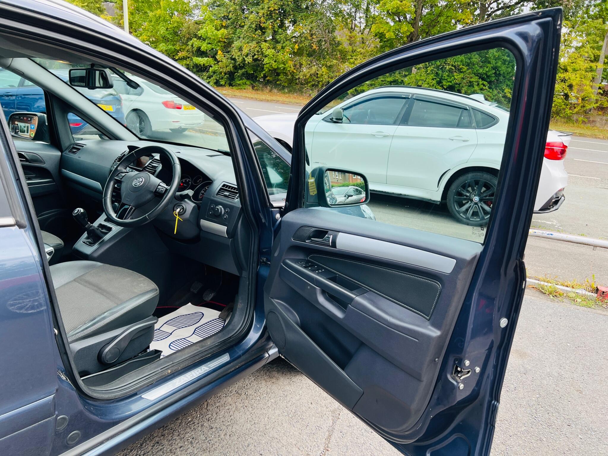 2010 Vauxhall Zafira image 31