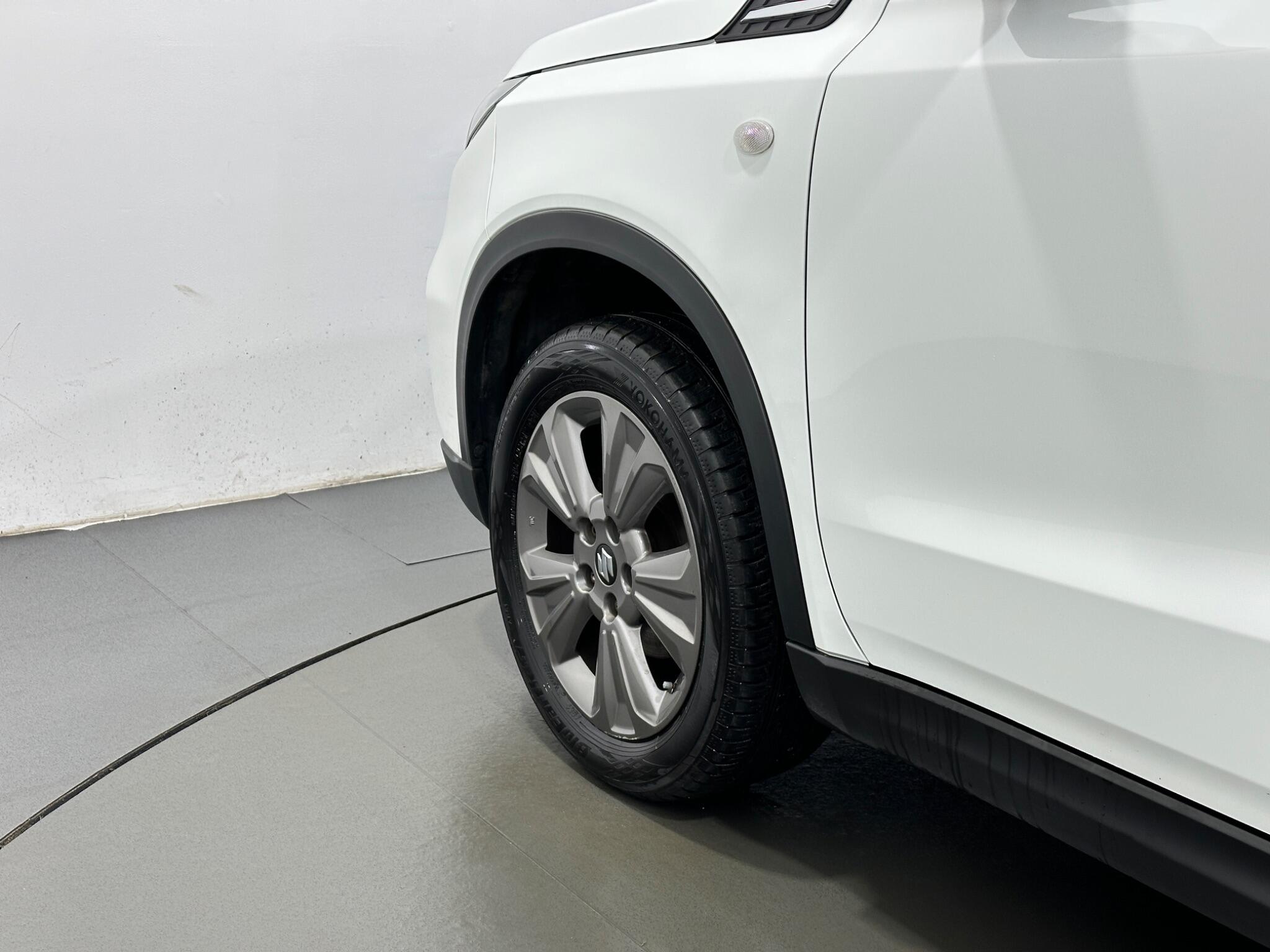 Suzuki Vitara view 48
