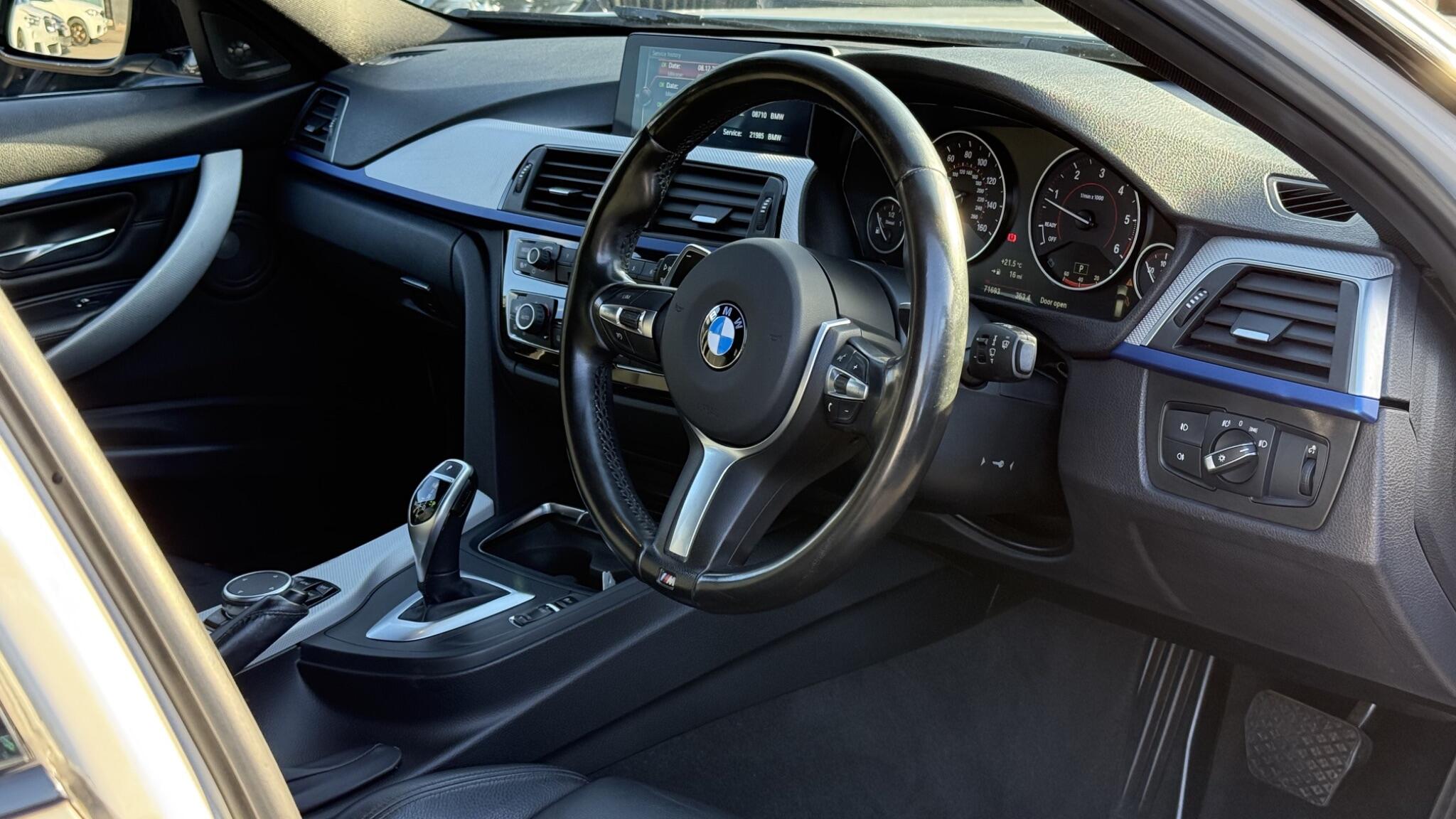 BMW 3 Series view 20