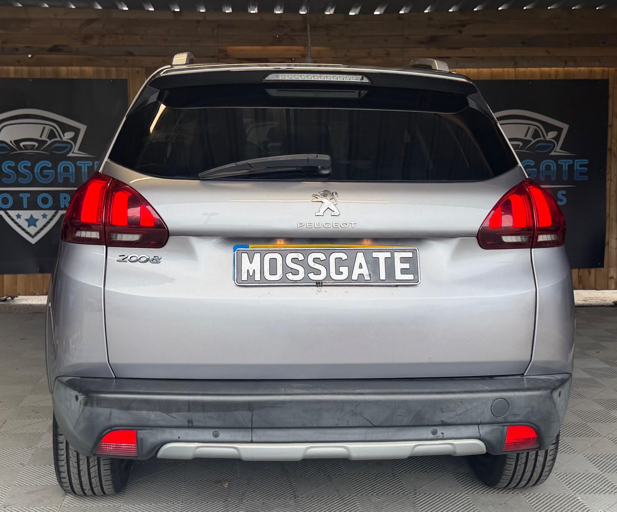Peugeot 2008 view 7