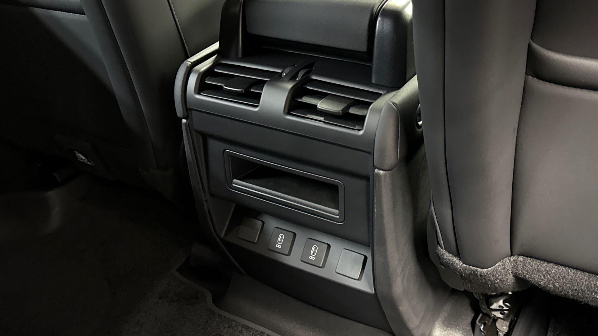 Land Rover Defender view 18