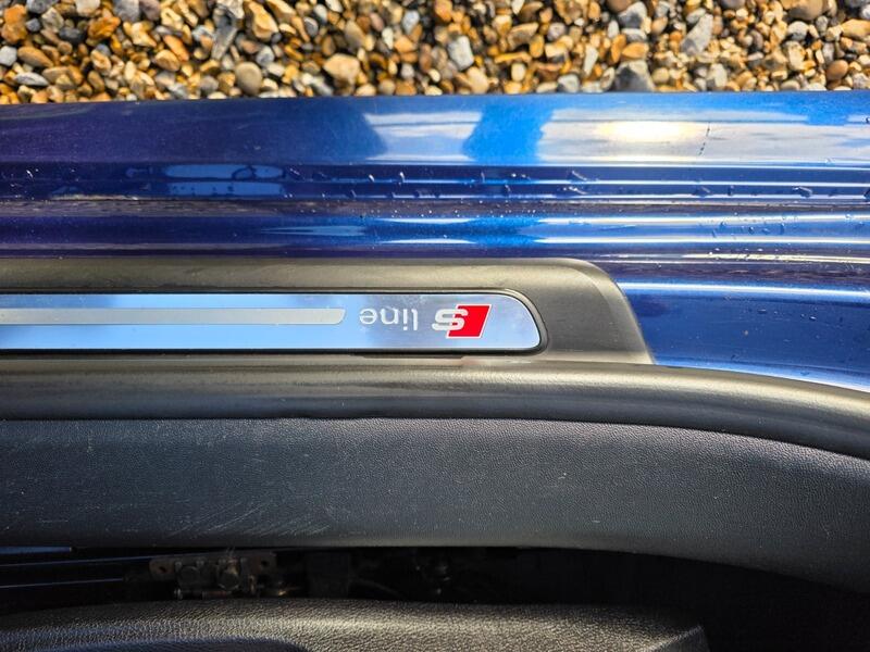 2015 Audi TT image 23