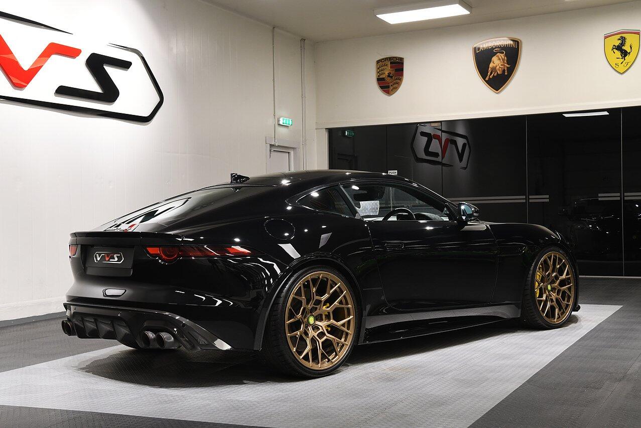 Jaguar F-Type view 40