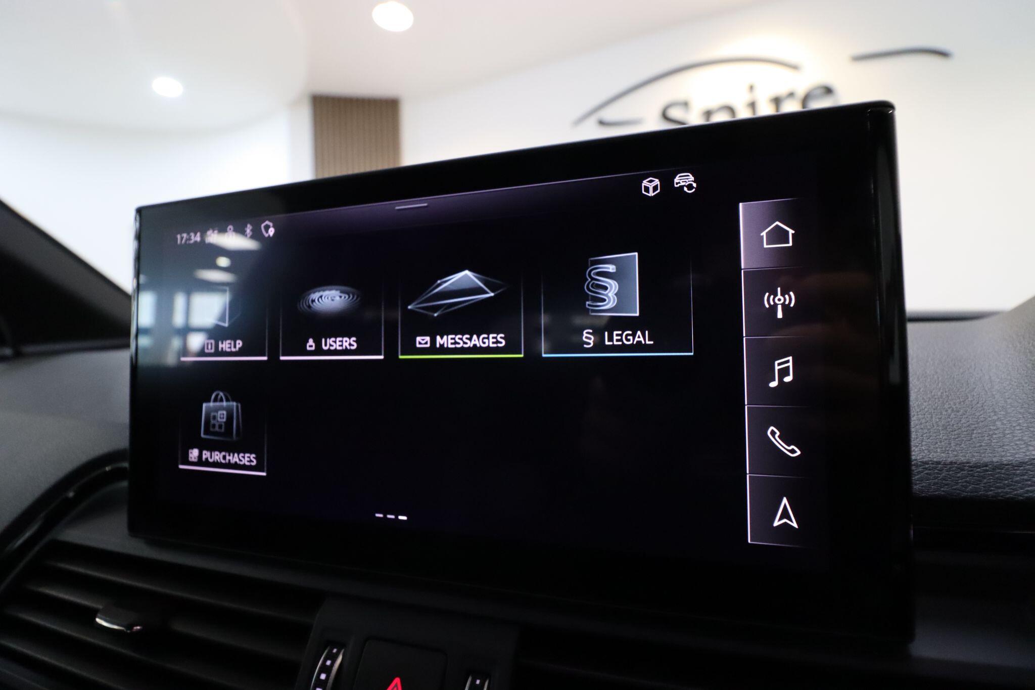 Audi Q5 view 26
