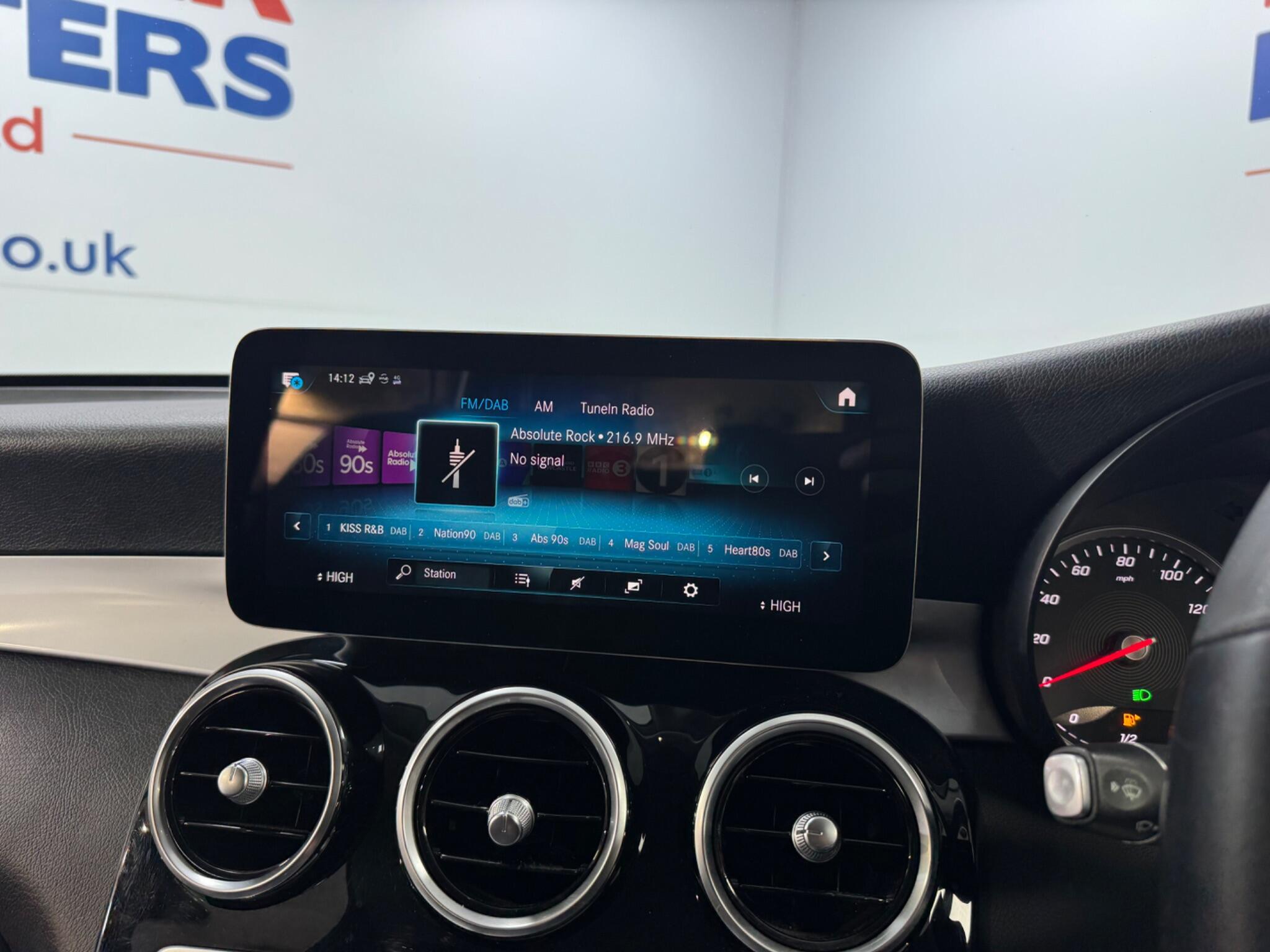 Mercedes-Benz GLC view 34