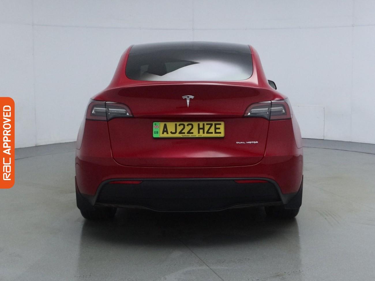 Tesla Model Y view 9