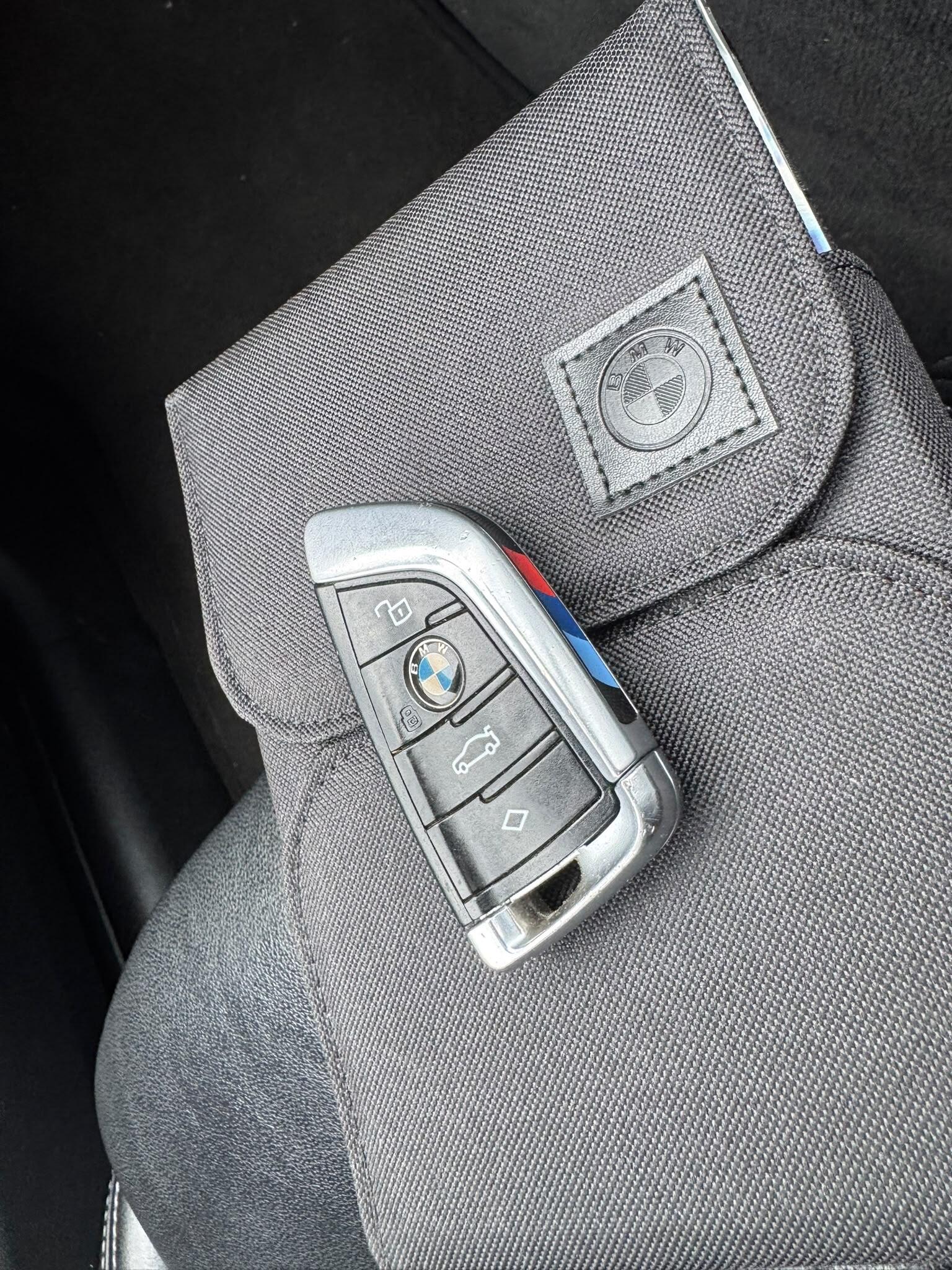 BMW 3 Series view 59