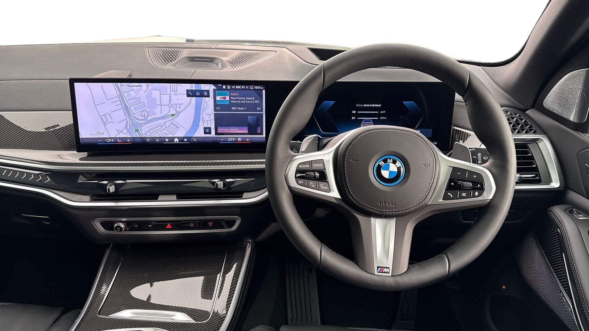 BMW X5 view 5
