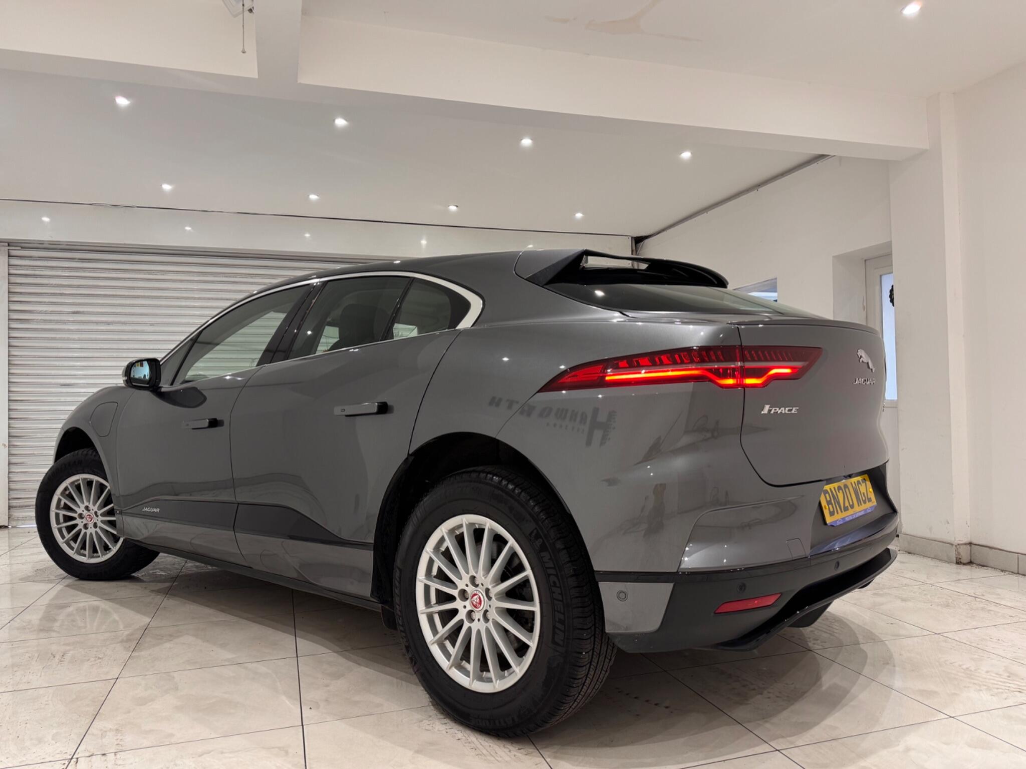 Jaguar I-Pace view 5