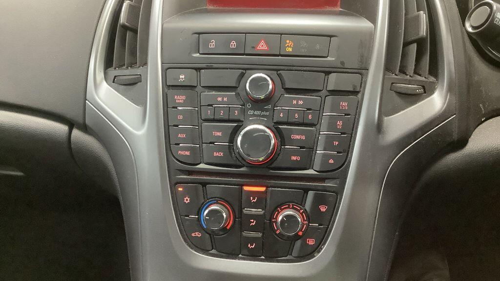 Vauxhall Astra view 11