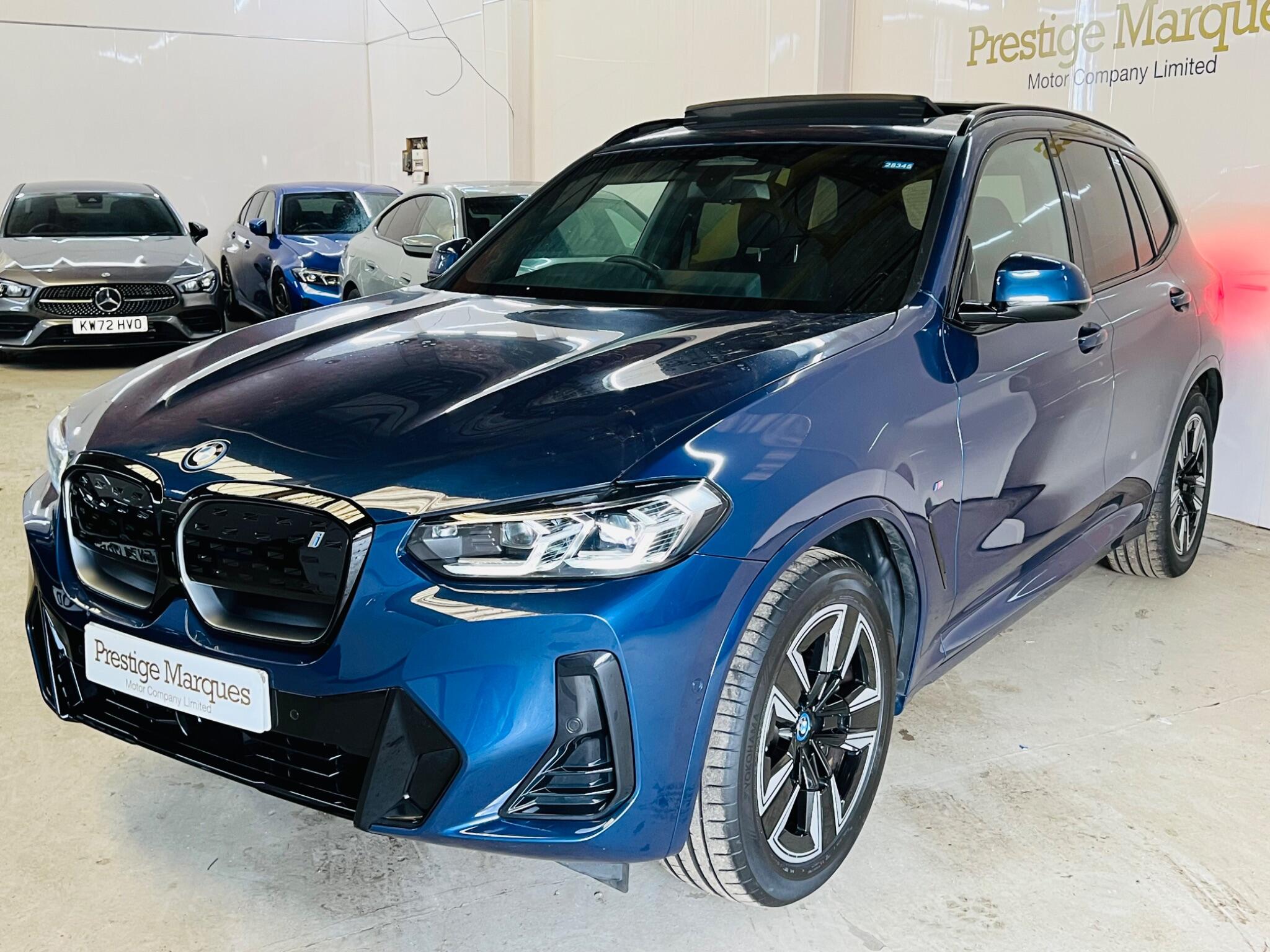 2024 BMW IX3