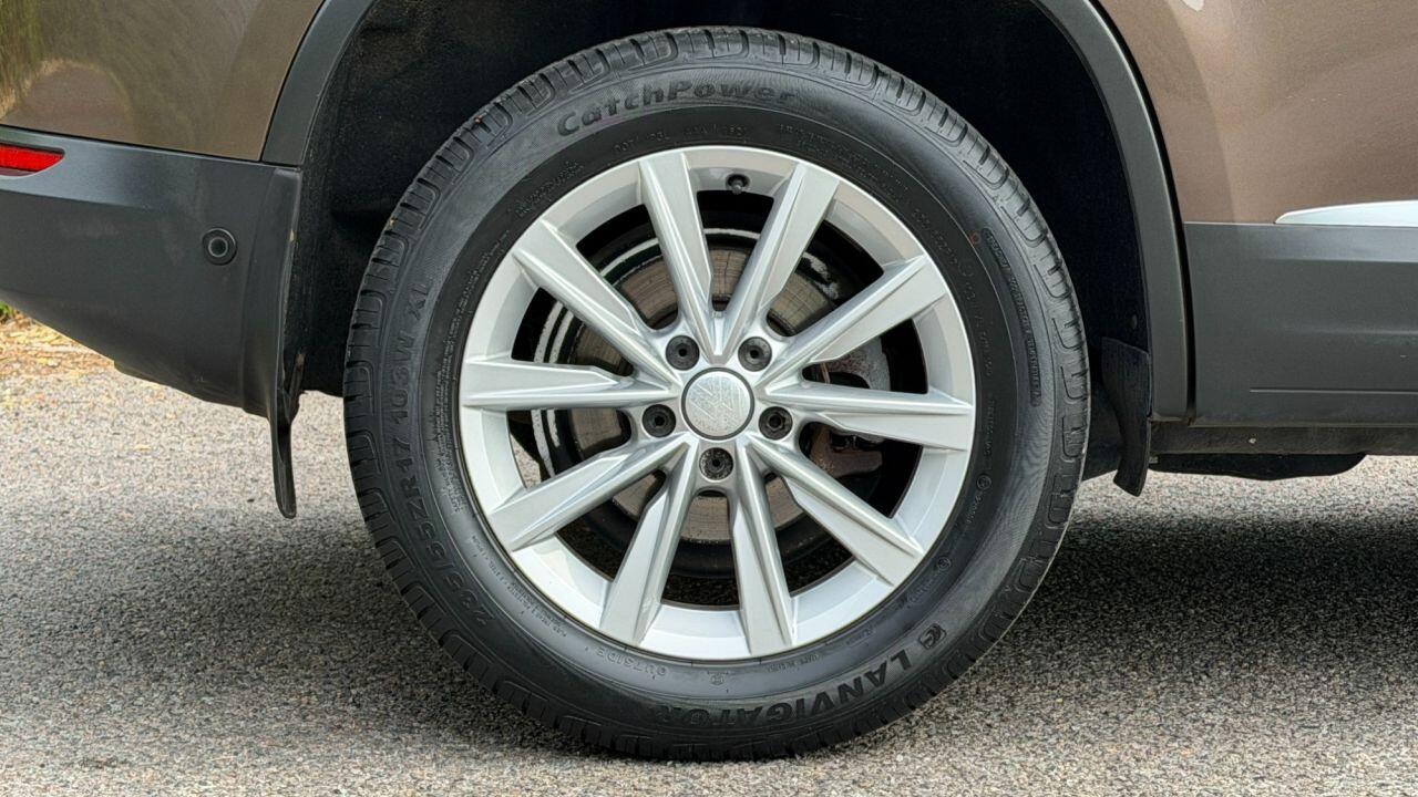 Volkswagen Tiguan view 35