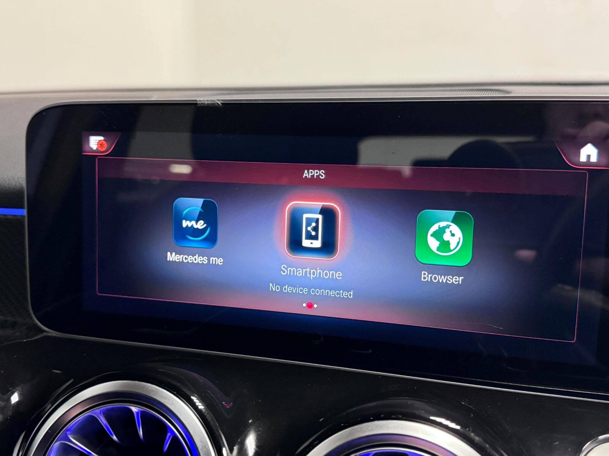 Mercedes-Benz GLB view 46