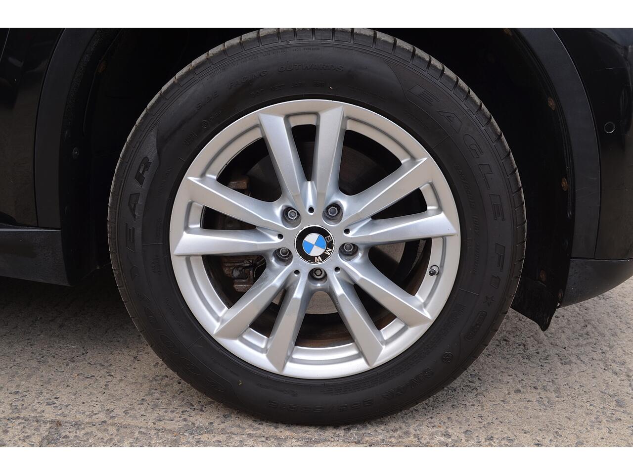 BMW X5 view 38