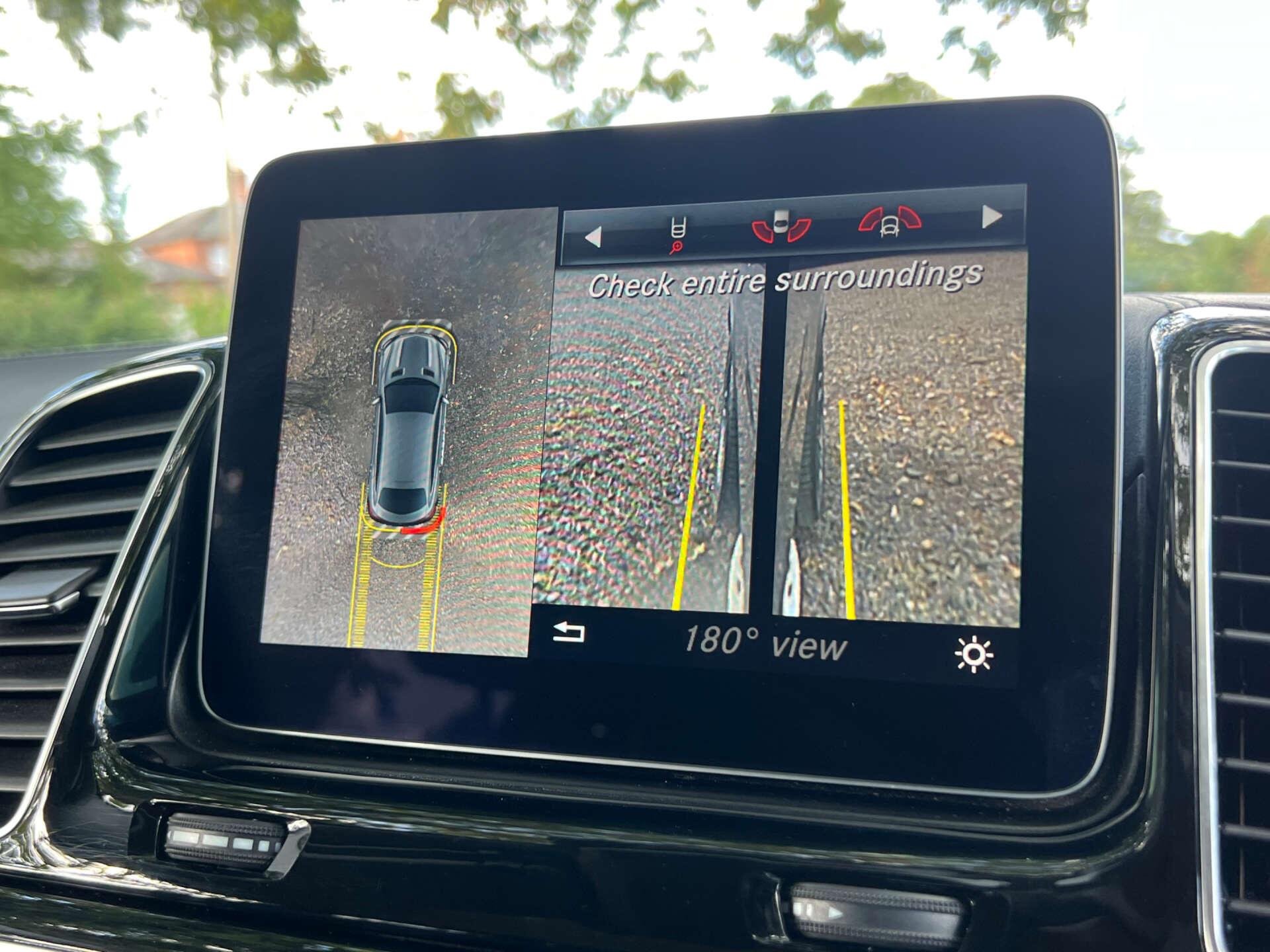 Mercedes-Benz GLE view 55