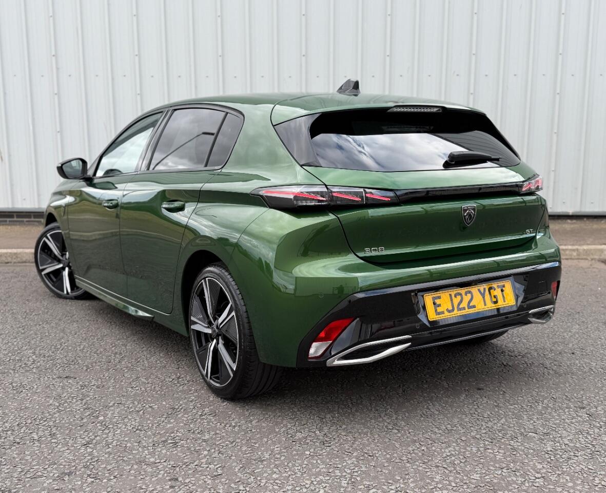Peugeot 308 view 4