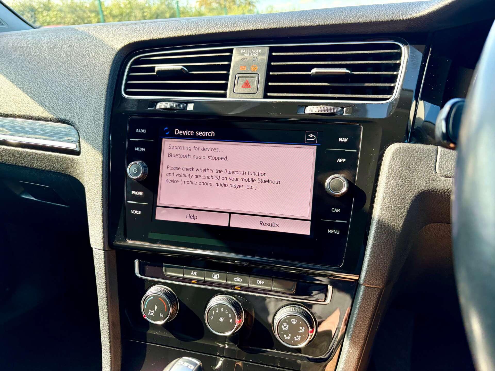 Volkswagen Golf view 50