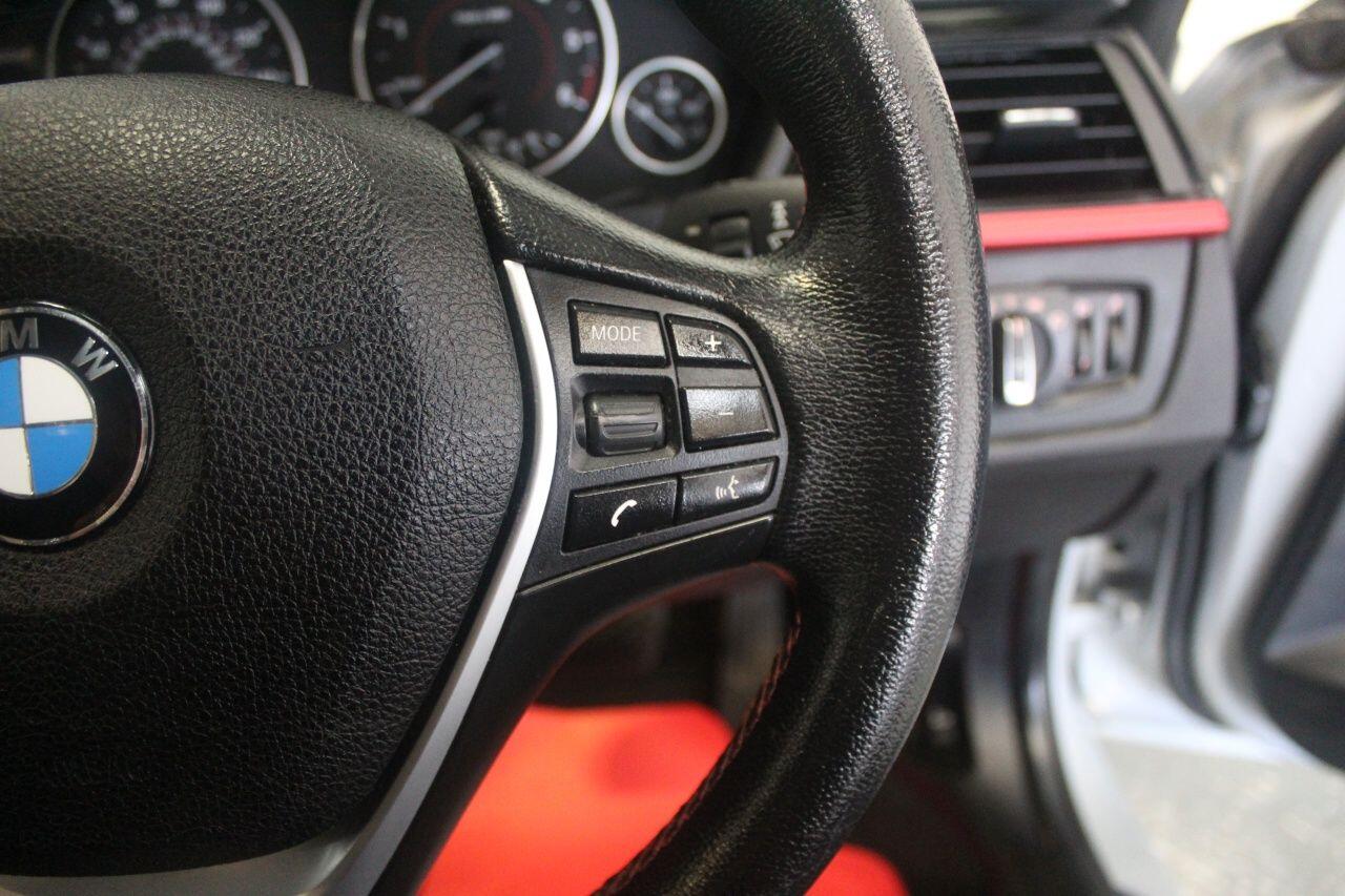 BMW 3 Series view 54