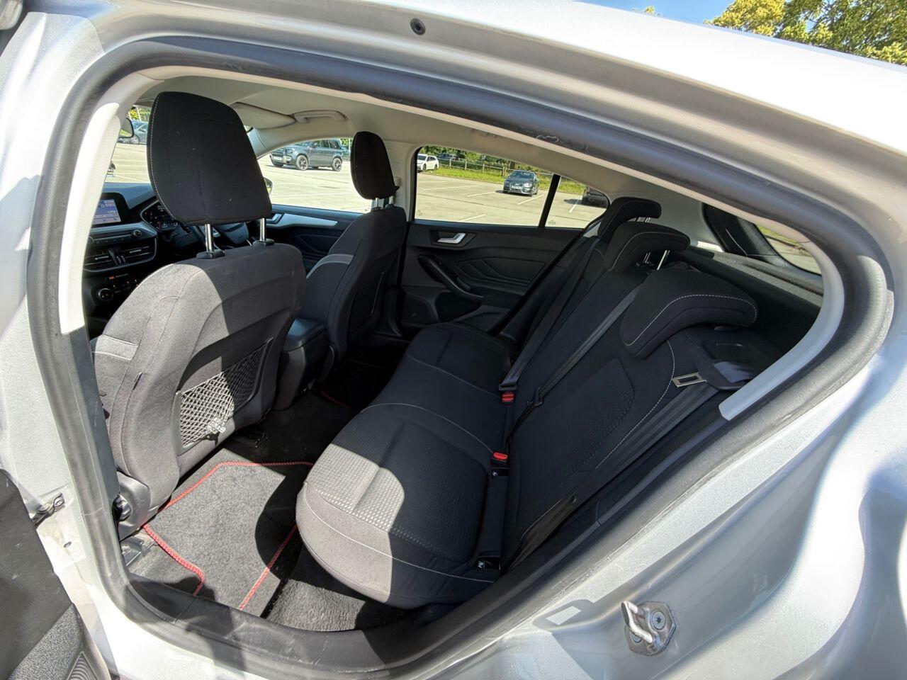 Ford Focus view 60