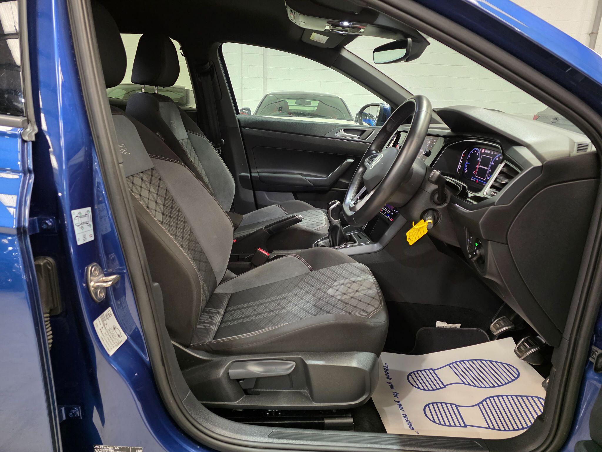 Volkswagen Taigo view 6