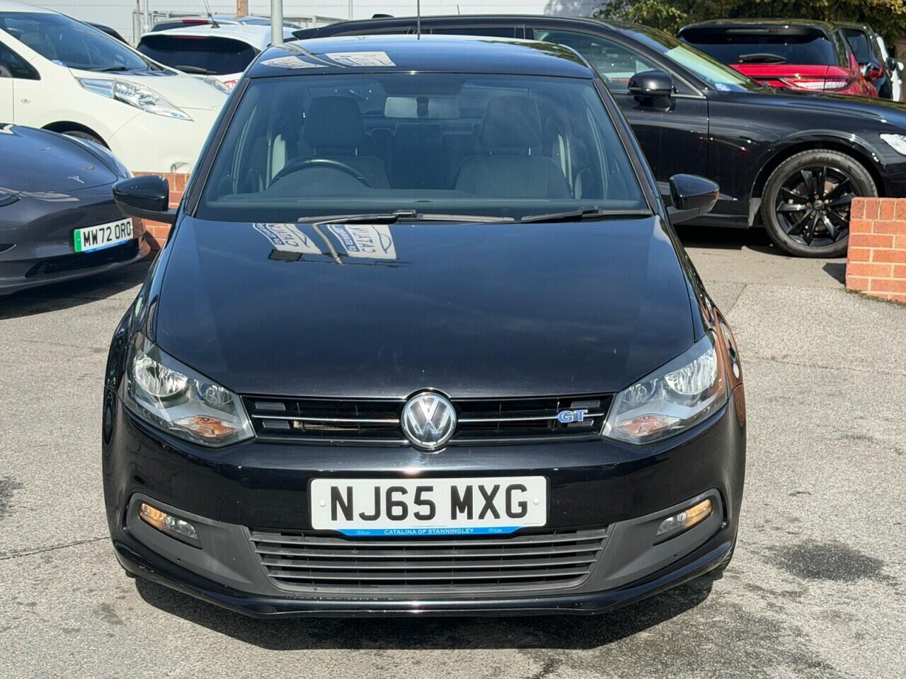 Volkswagen Polo view 2