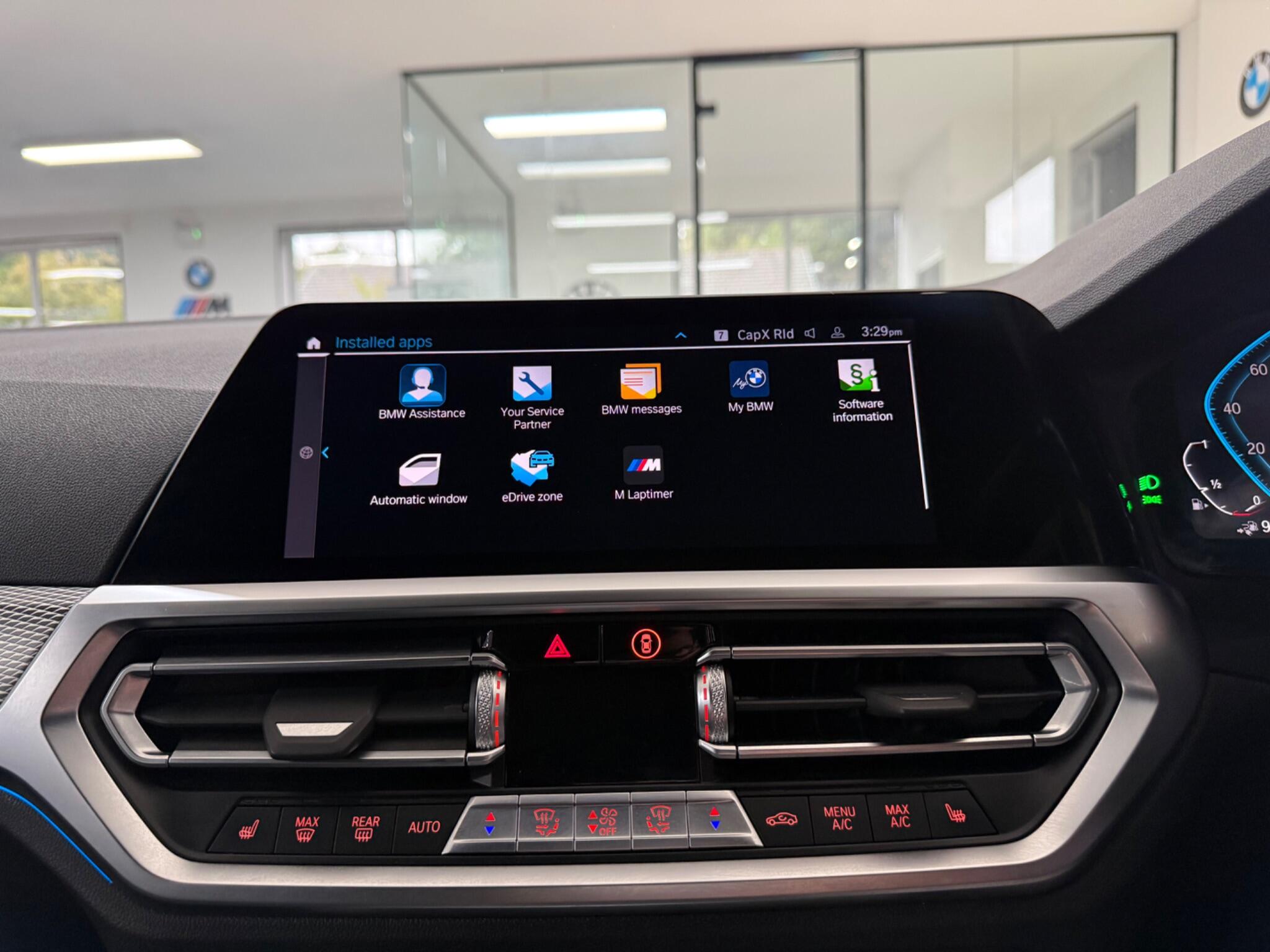 BMW 3 Series view 16