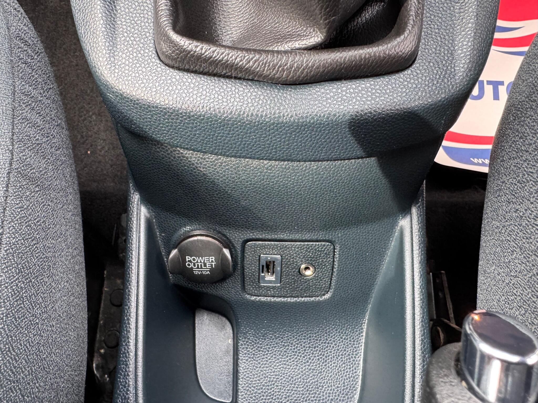 Ford Fiesta view 23