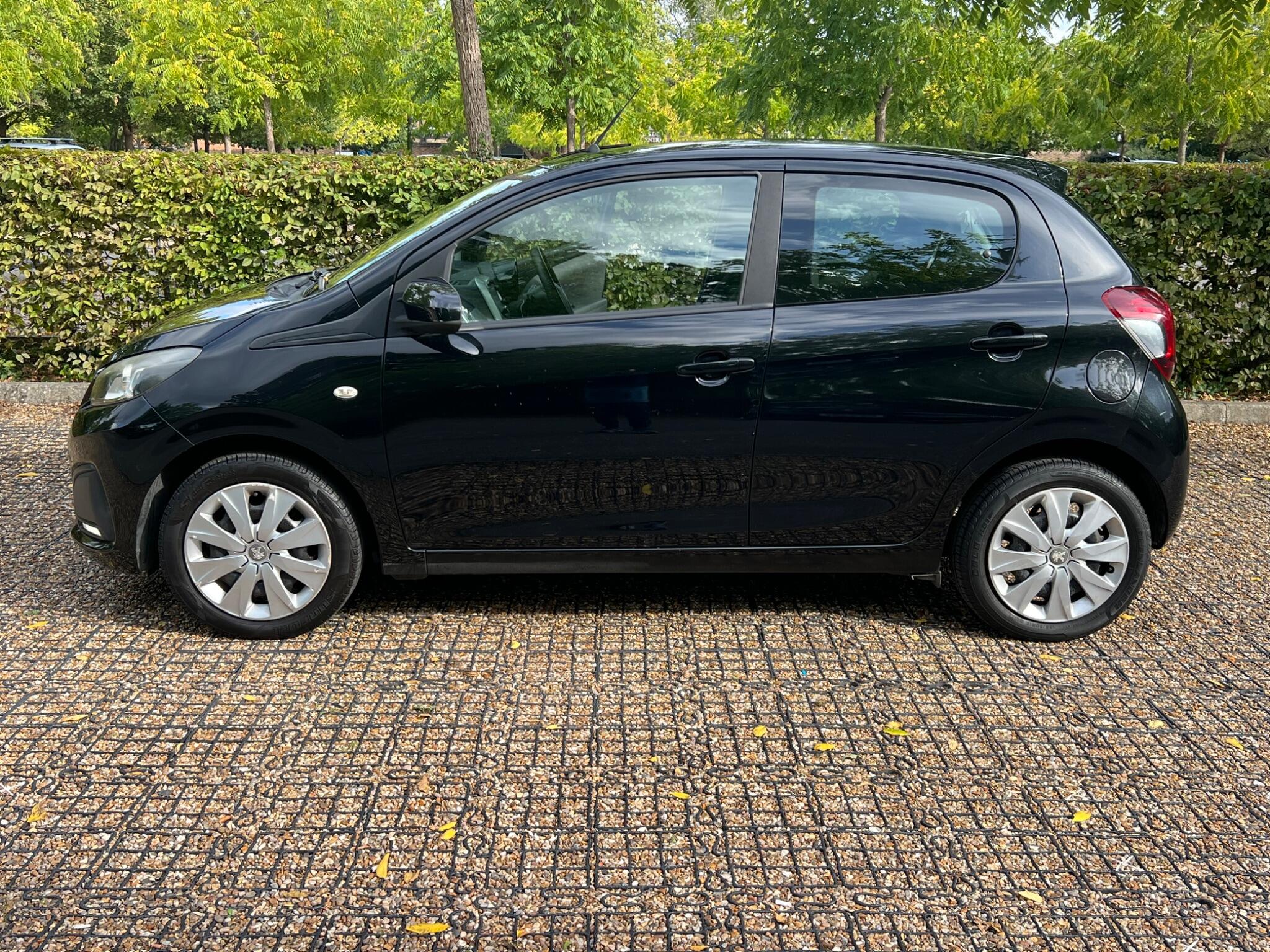 Peugeot 108 view 8