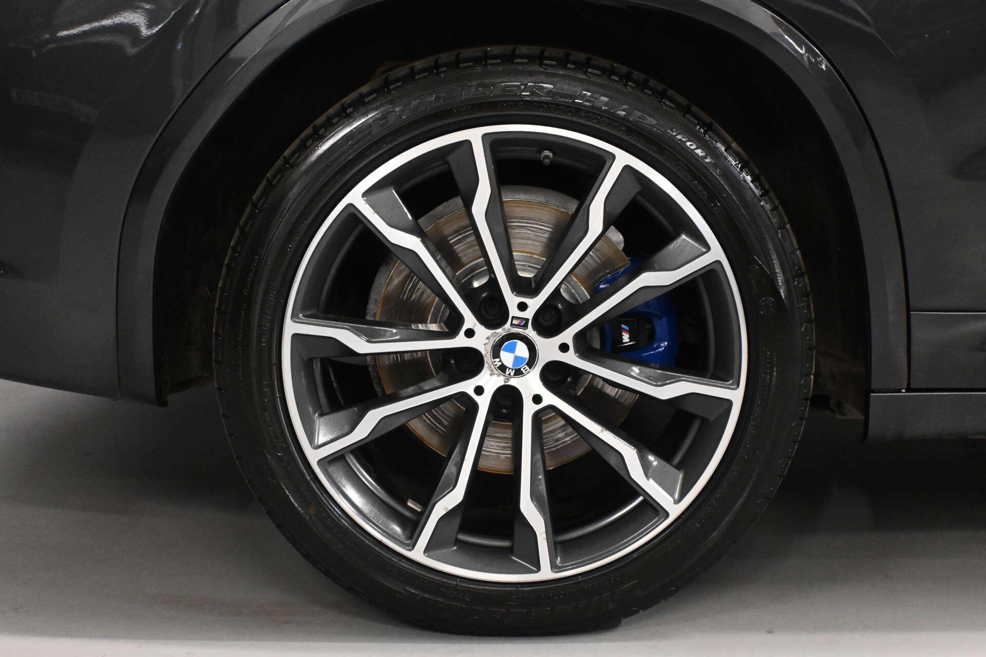 BMW X3 view 25
