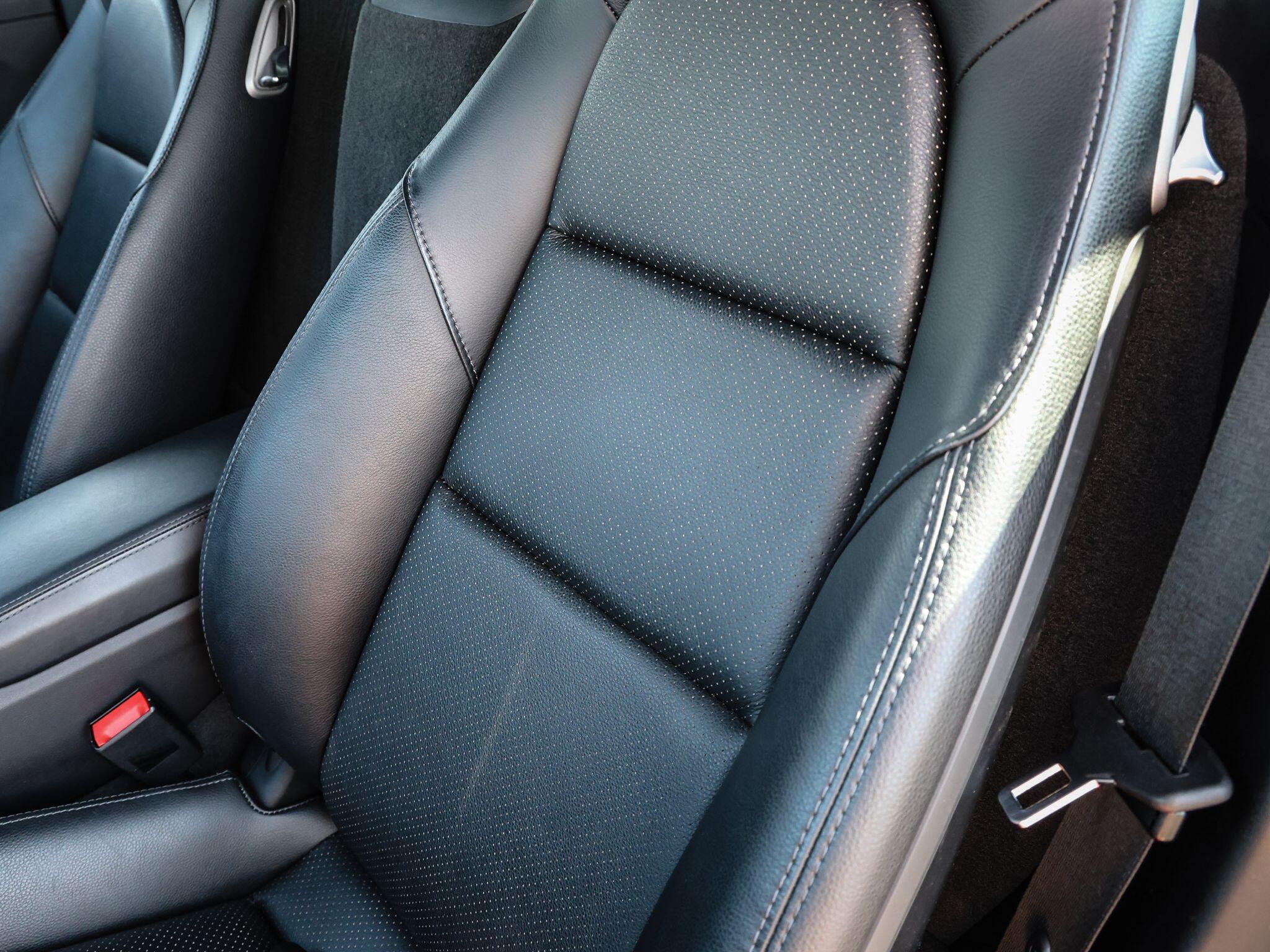 Porsche Cayman view 58