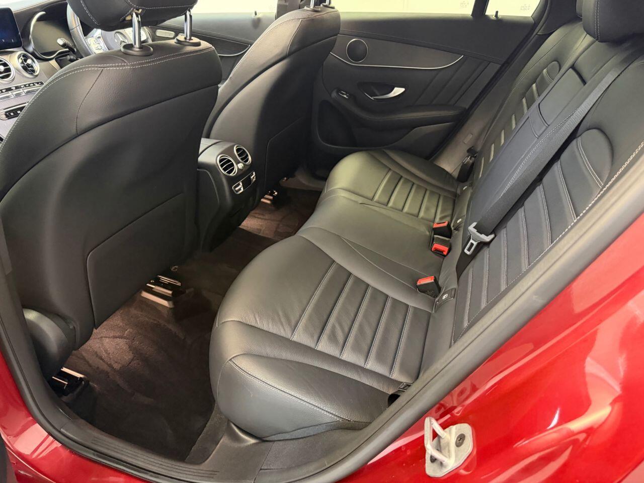 Mercedes-Benz GLC view 70