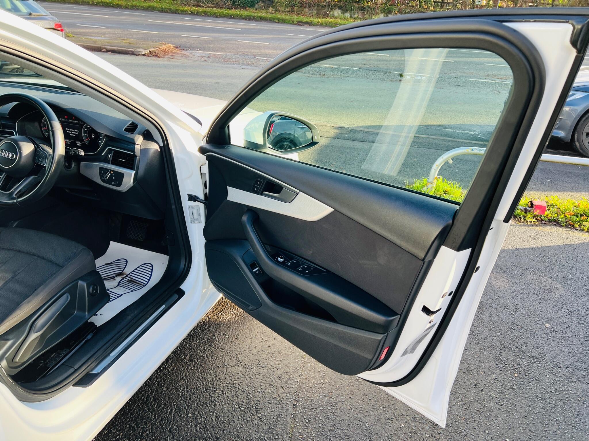 2021 Audi A4 Avant 2.0 TFSI 35 Technik S Tronic Euro 6 (s/s) 5dr • 51,903 miles image 30