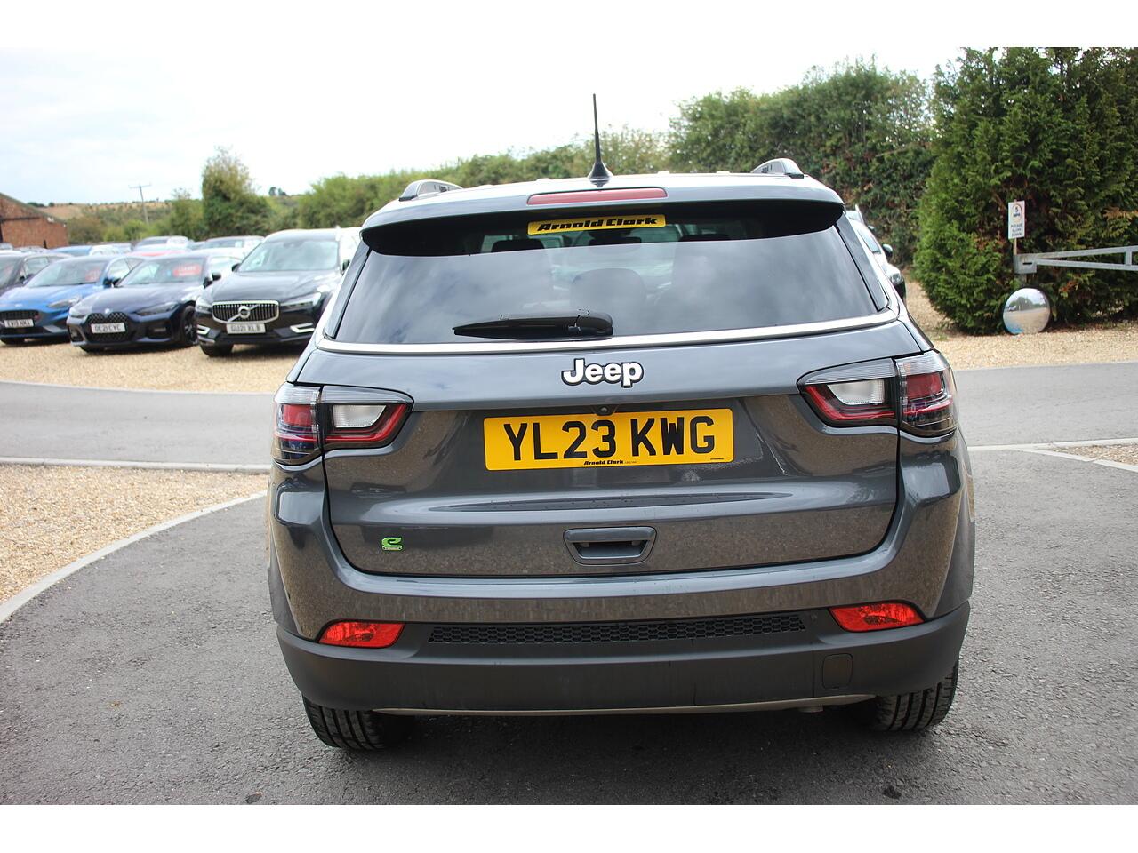 Jeep Compass view 11