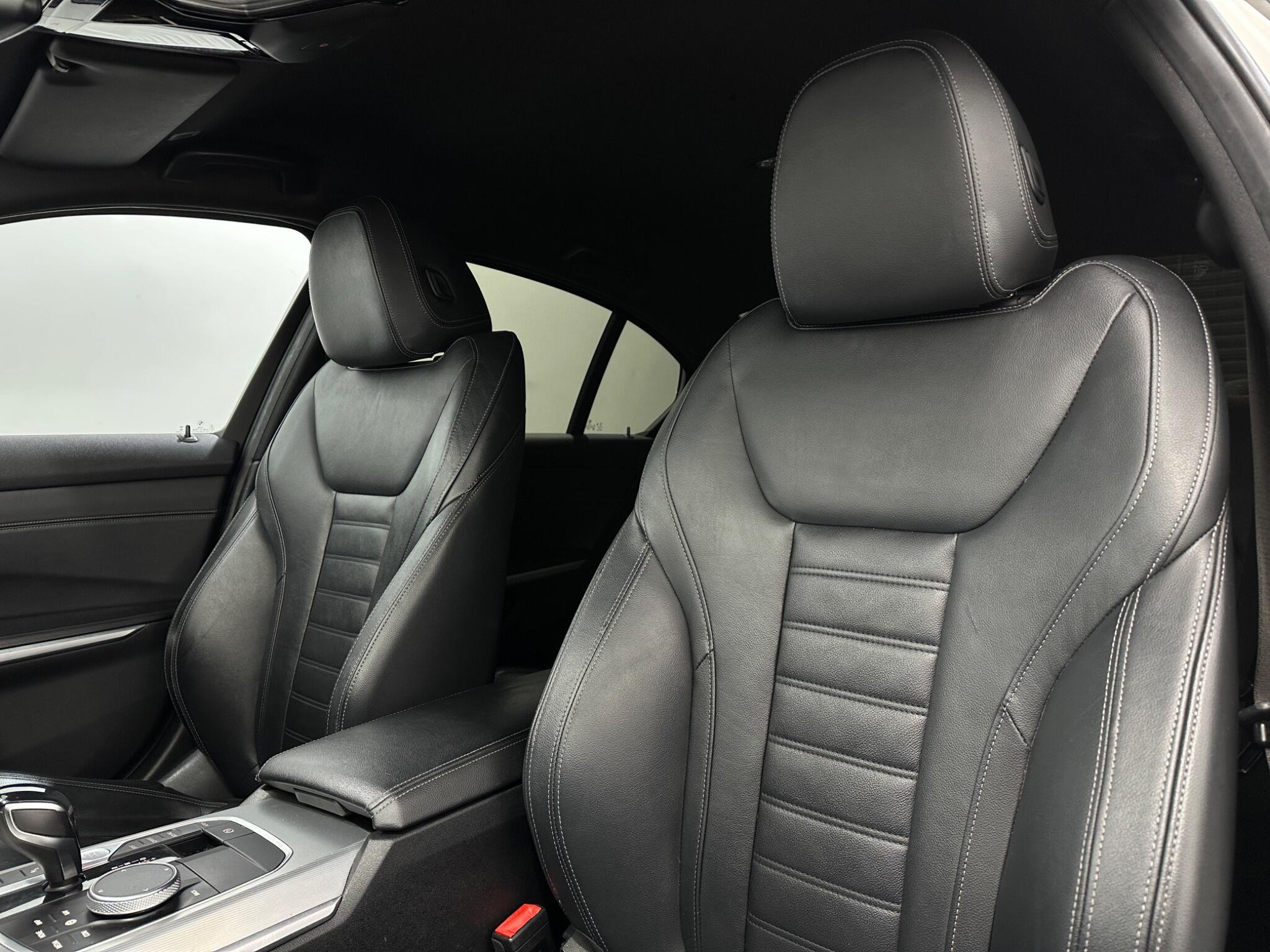 BMW 3 Series view 36