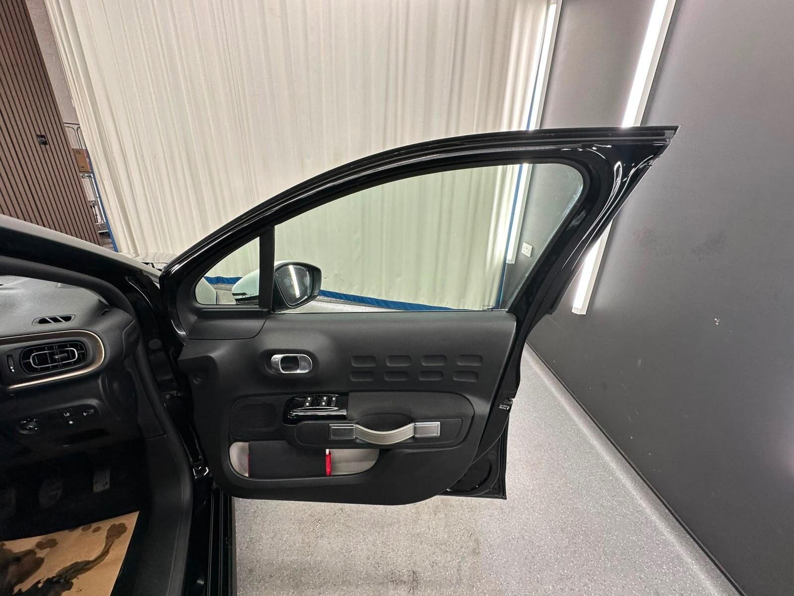 Citroen C3 view 12