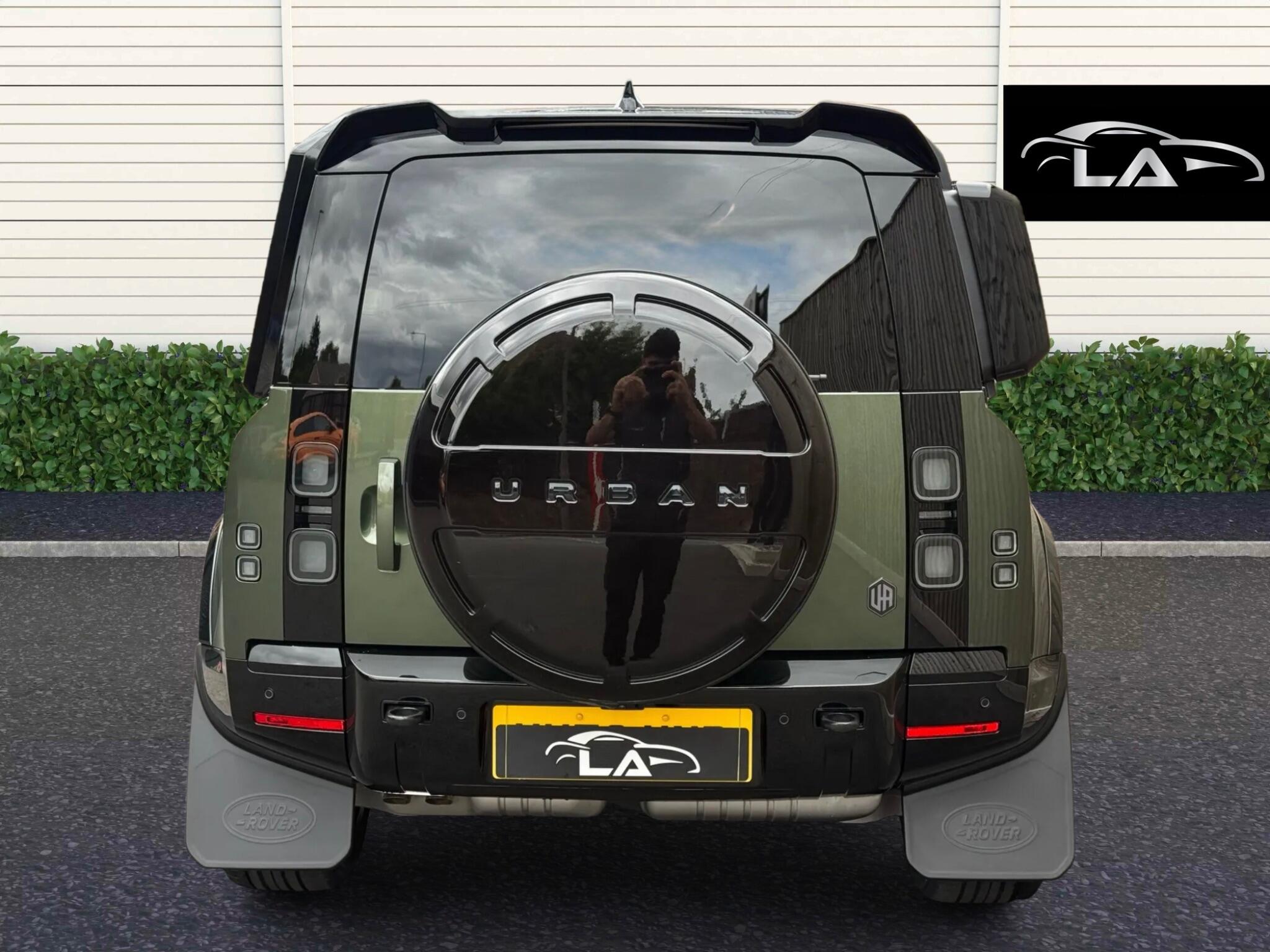 Land Rover Defender view 7