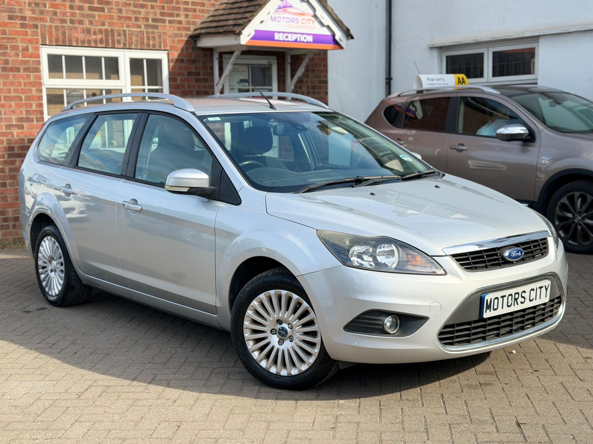2010 Ford Focus in Silver for sale