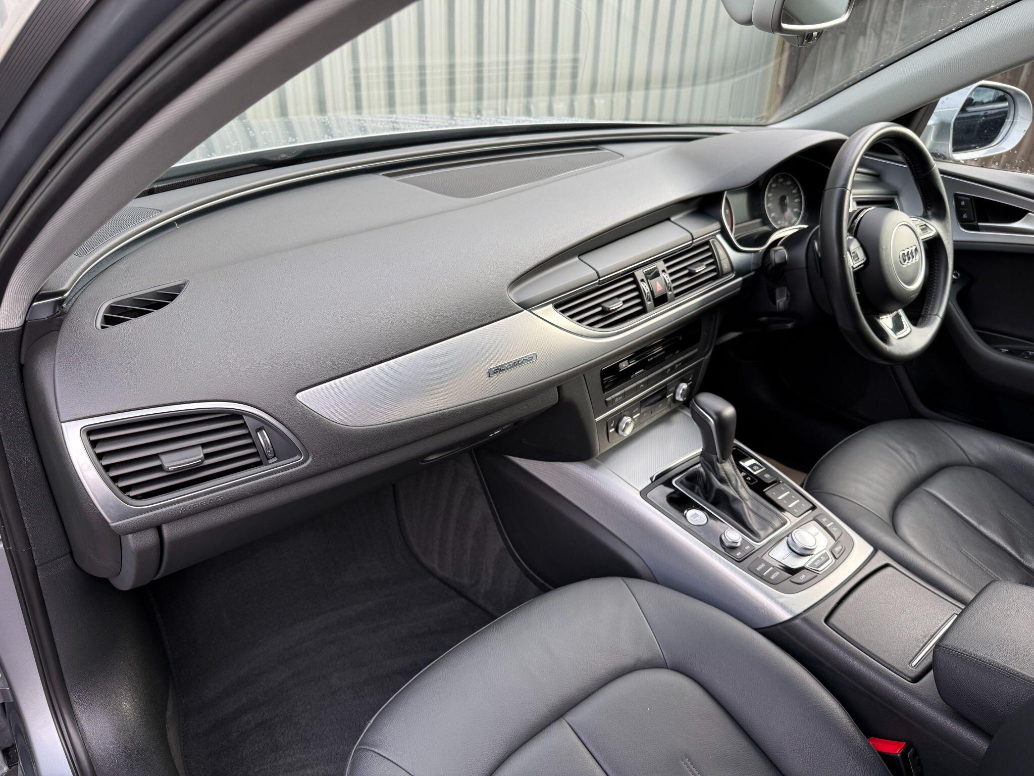 Audi A6 view 18