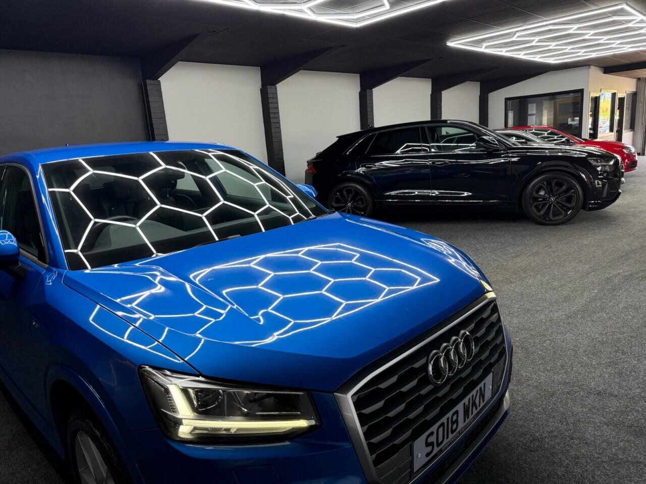 Audi Q2 view 23